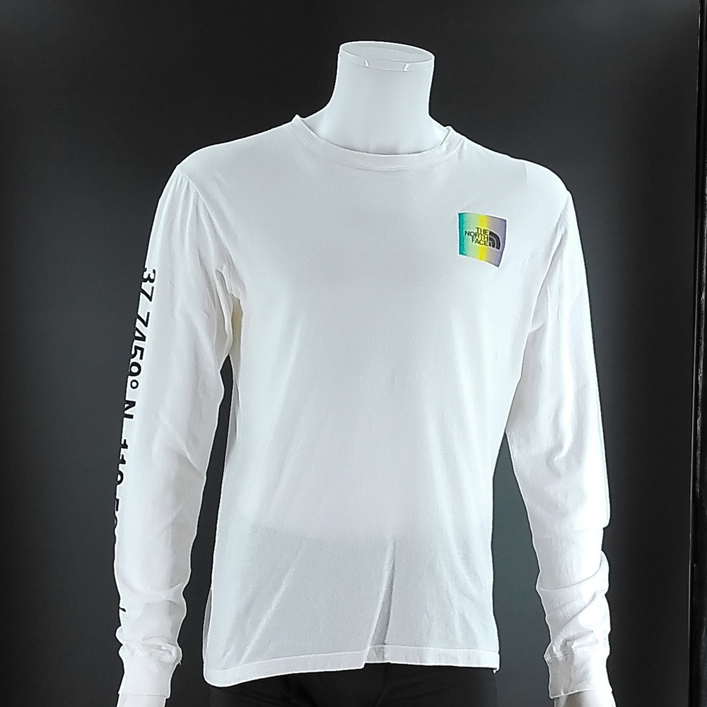 The North Face Mens White Rainbow Box Logo Long Sleeve T-Shirt BX48R06 Size M